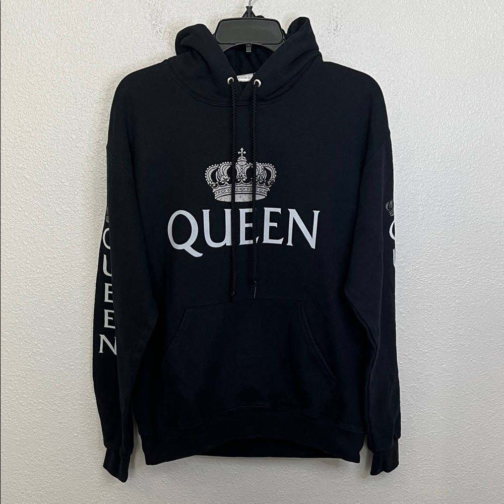Queen Graphic Hoodie Black Size Medium